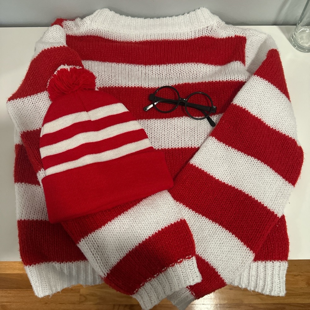 Where’s Waldo Costume Bundle
